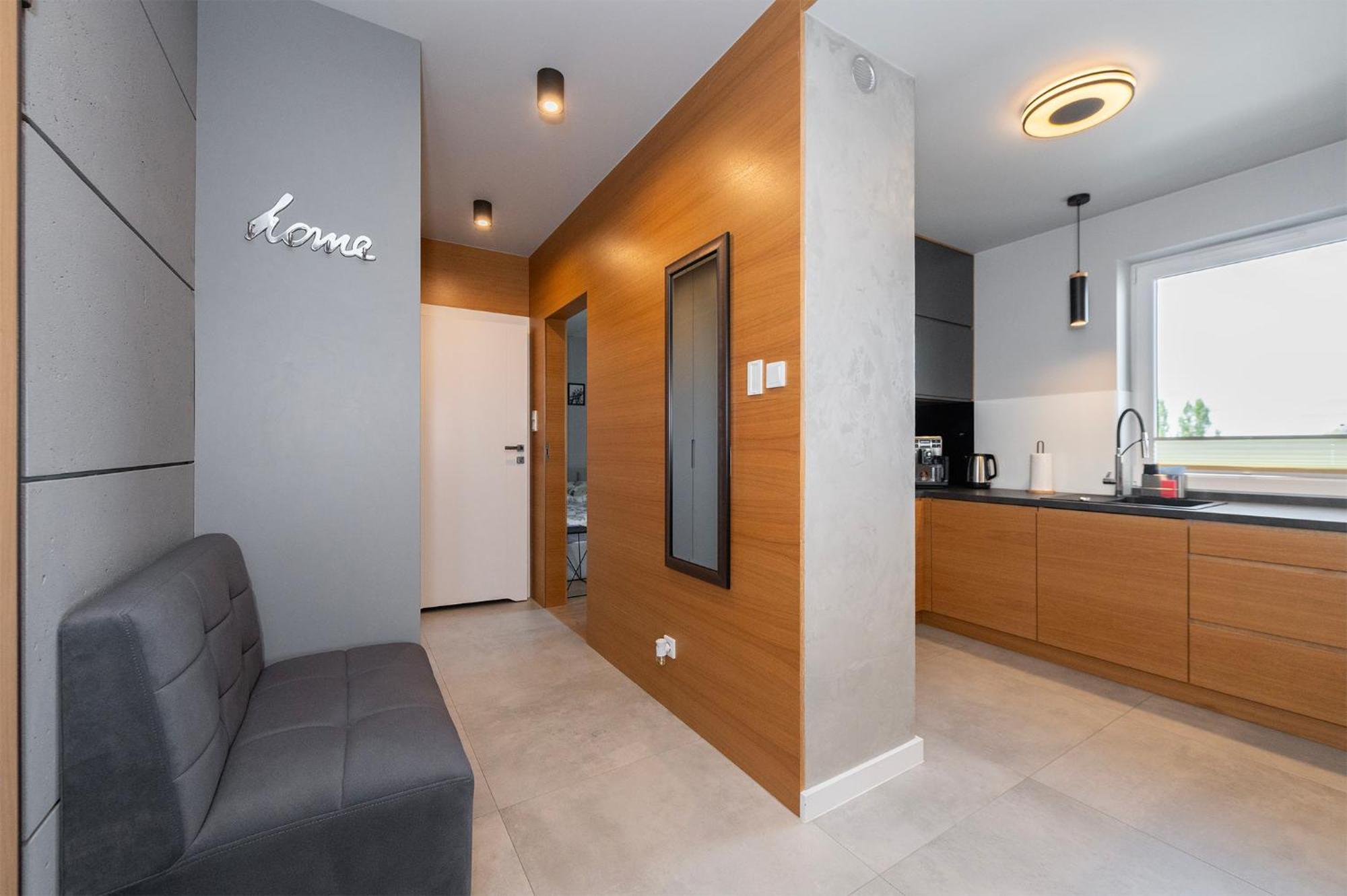Apartament Highest Penthouse In Lodz- Ii Floors With View &free Parking Łódź