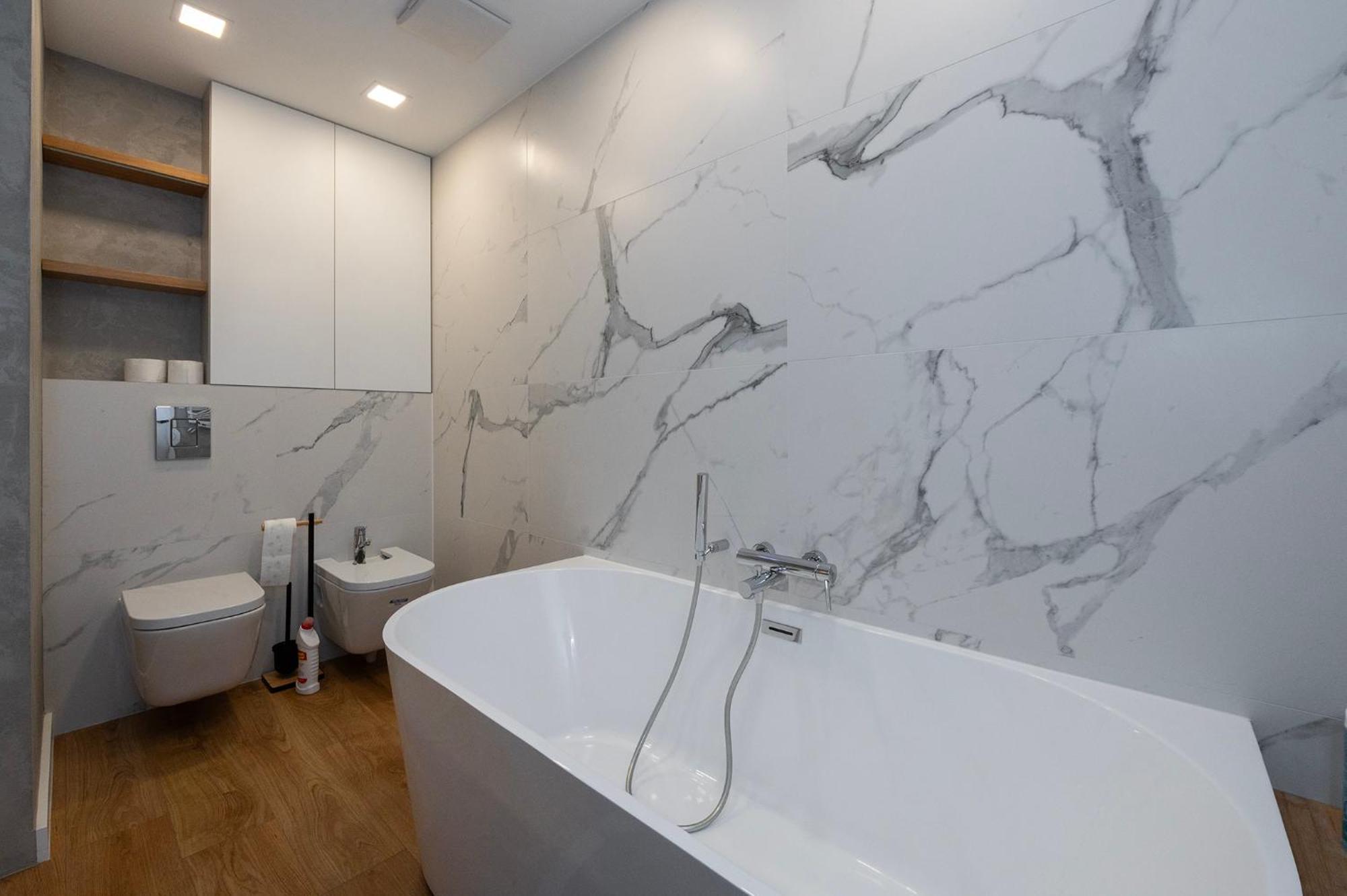 Apartament Highest Penthouse In Lodz- Ii Floors With View &free Parking *
