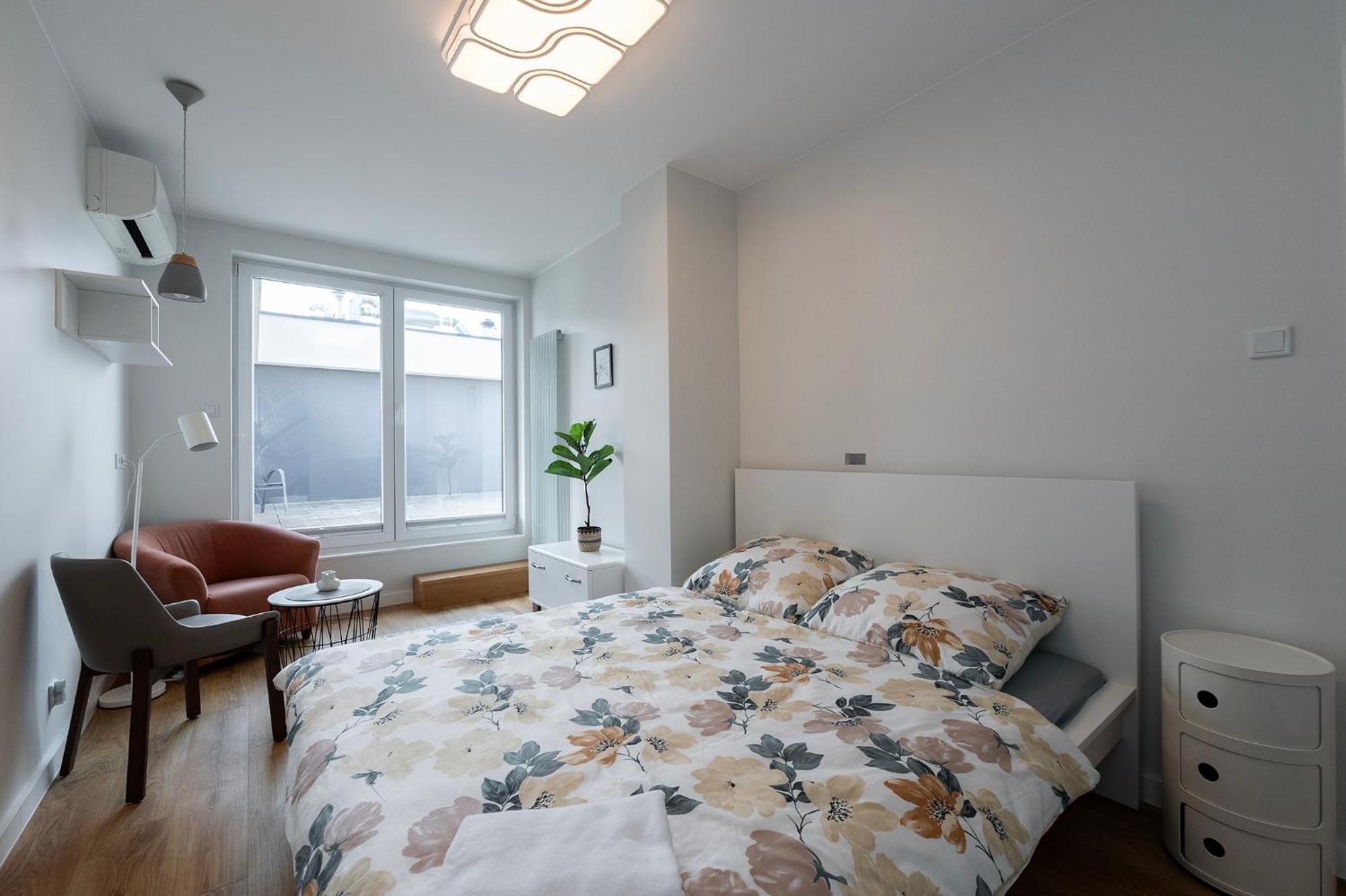 Highest Penthouse In Lodz- Ii Floors With View &free Parking *